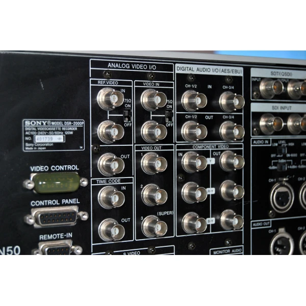 SDI Broadcast Sony DSR-2000P DVCAM DV MiniDV Digital Tape Recorder